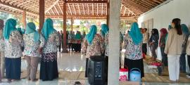 PERTEMUAN RUTIN PKK PADUKUHAN JETIS